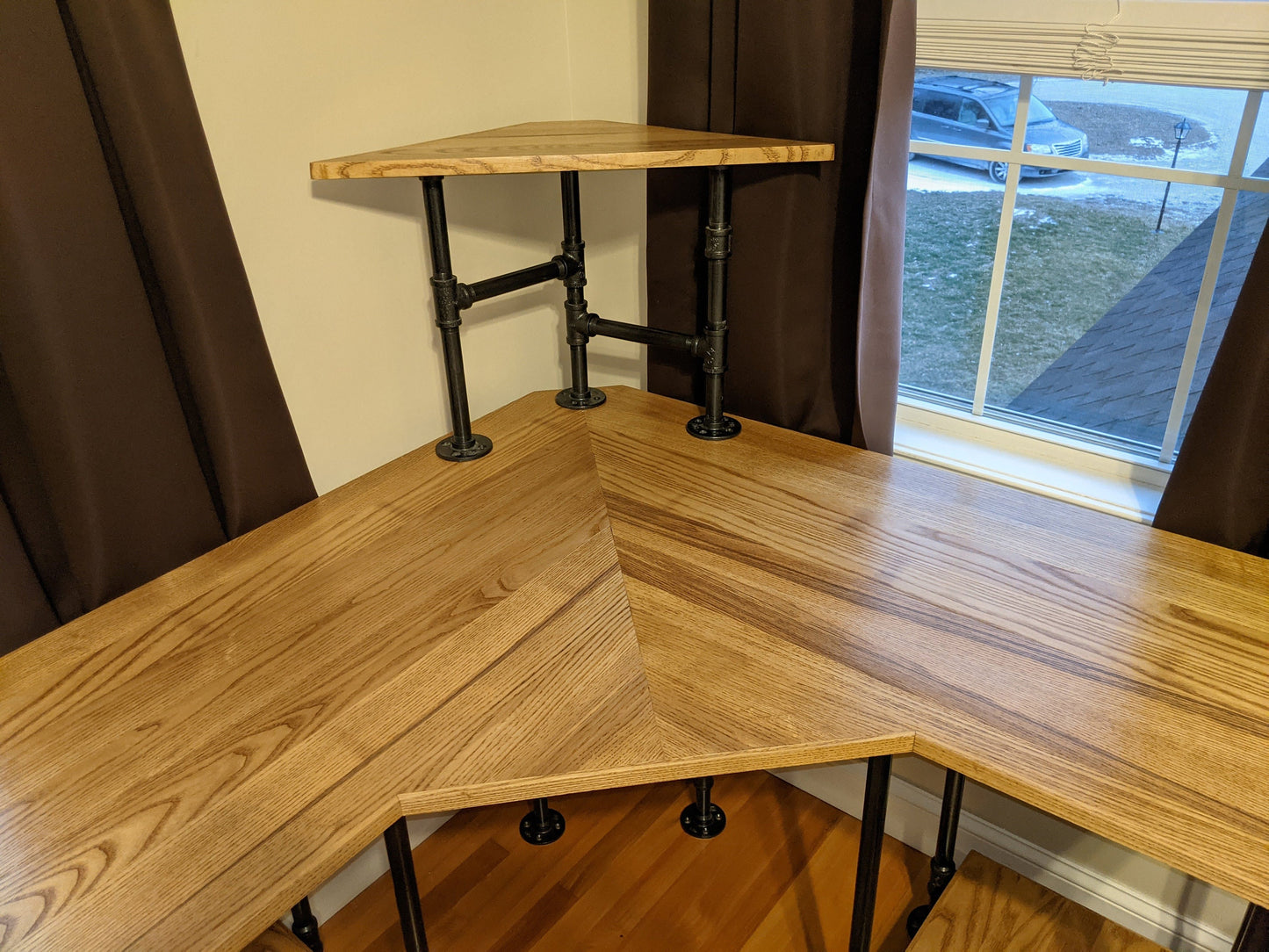 Urban style, hand made, corner desk