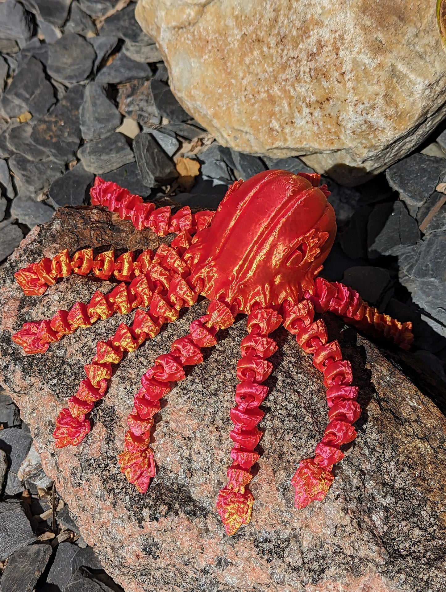 Harvest Lurker - 3d printed and fully articulated Halloween decoration