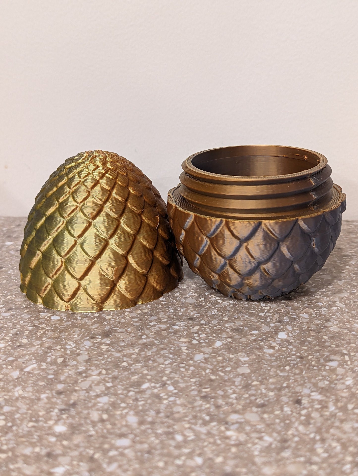 Dragon Egg with Baby Dragon Inside! - 3d printed and with a fully articulated dragon